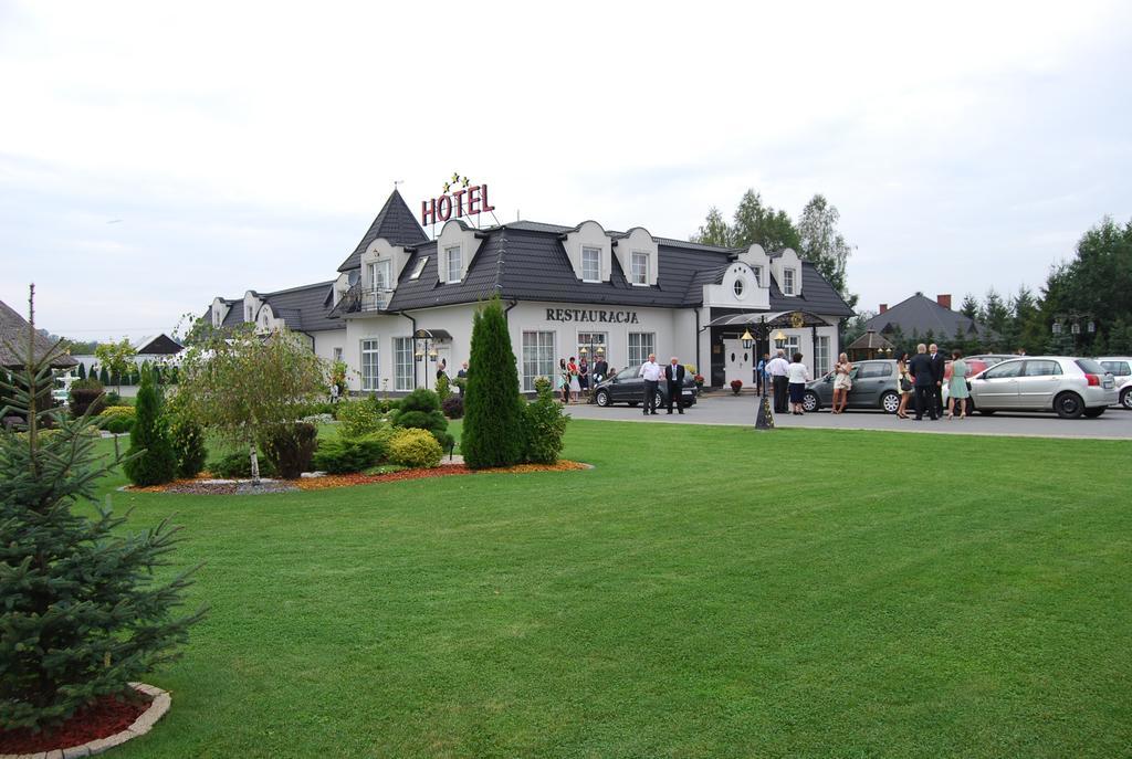 Hotel Campari Góra Motyczna Εξωτερικό φωτογραφία