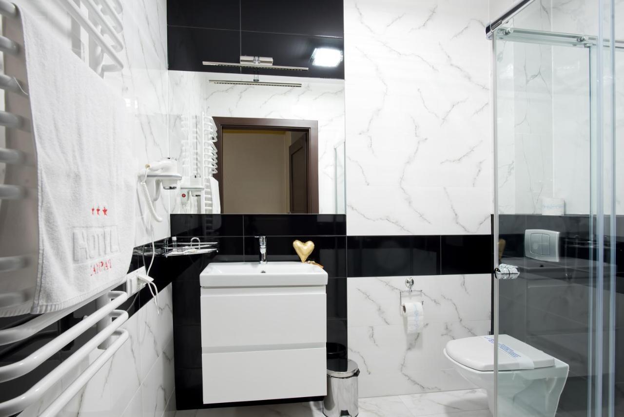 Hotel Campari Góra Motyczna Εξωτερικό φωτογραφία