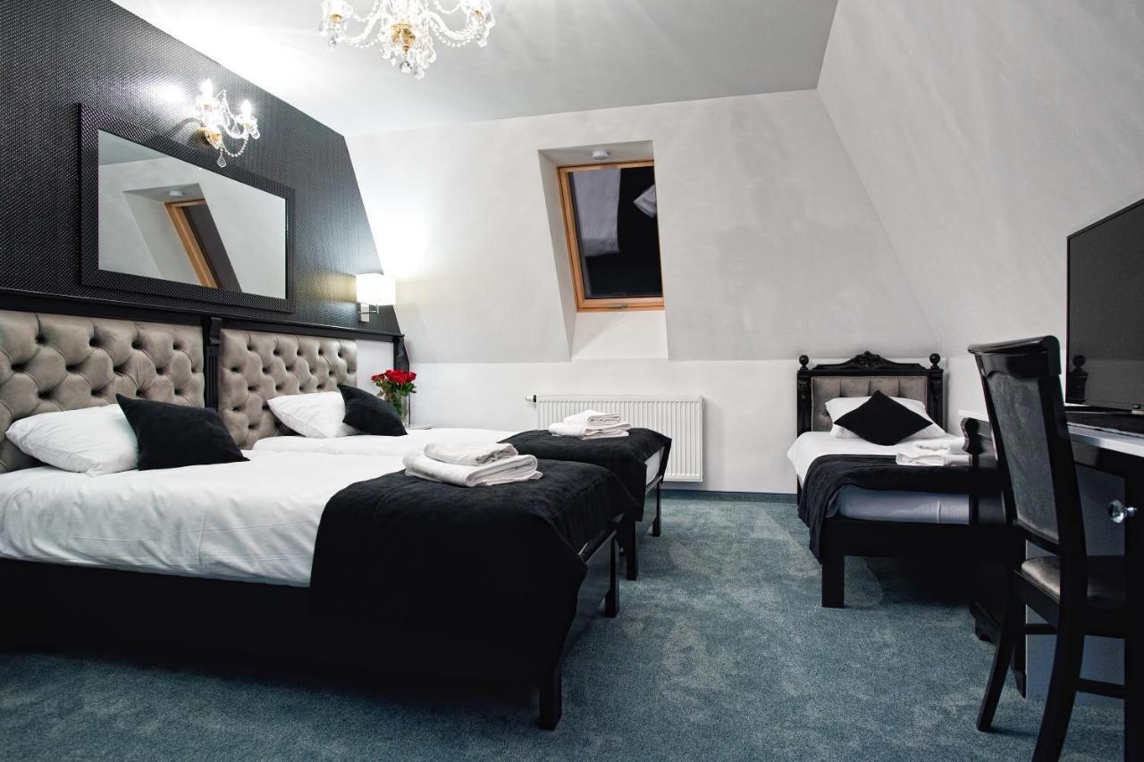 Hotel Campari Góra Motyczna Εξωτερικό φωτογραφία